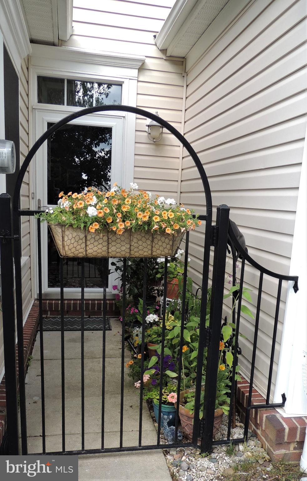 14174 Foxhall Road, Unit 12 Dowell, MD 20629 - Photo 3 of 40 Welcoming entrance