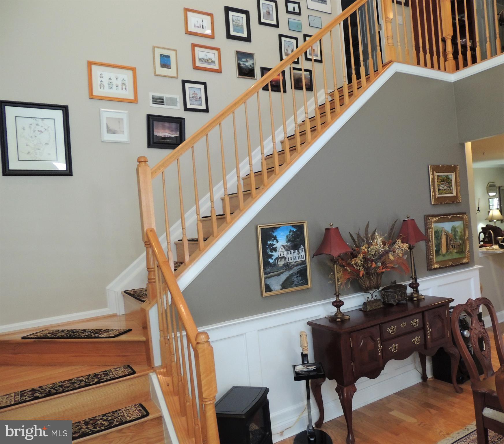 14174 Foxhall Road, Unit 12 Dowell, MD 20629 - Photo 8 of 40 Staircase