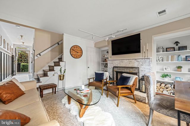 $1,011,000 | 1003 Pendleton Street, Alexandria, VA 22314