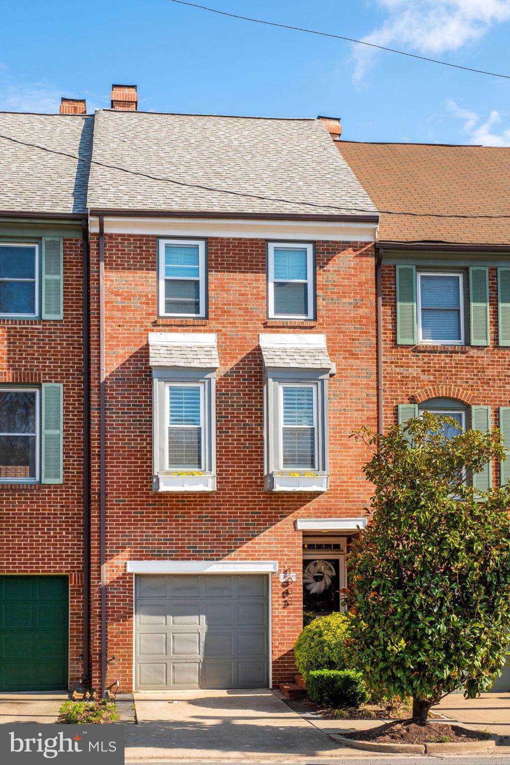 1003 Pendleton Street Alexandria, VA 22314 - Photo 5 of 67