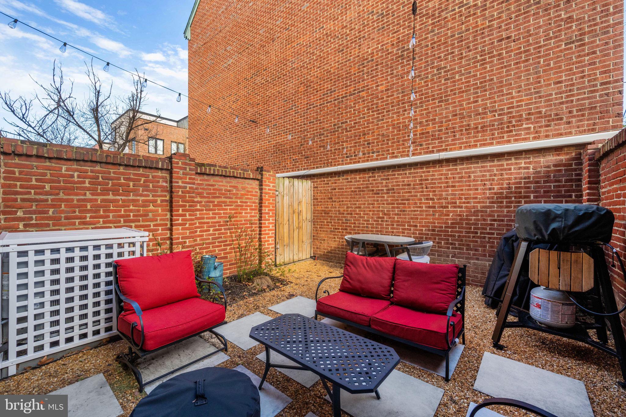 1003 Pendleton Street Alexandria, VA 22314 - Photo 51 of 67