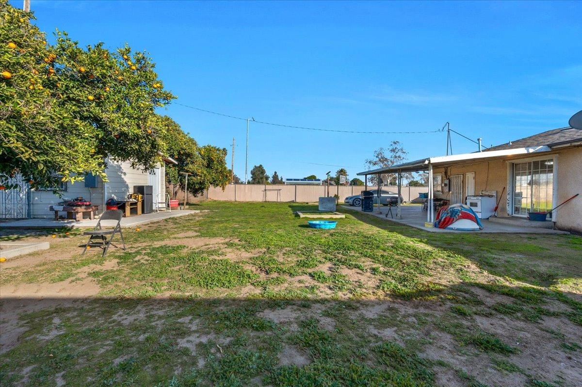 4185 East Turner Avenue Fresno, CA 93702 - Photo 30 of 39 a swimming pool view with a outdoor seating