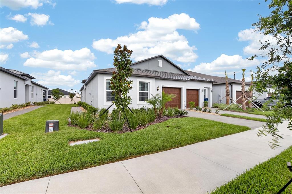 6693 Homebound Way New Port Richey, FL 34653 - Photo 5 of 62
