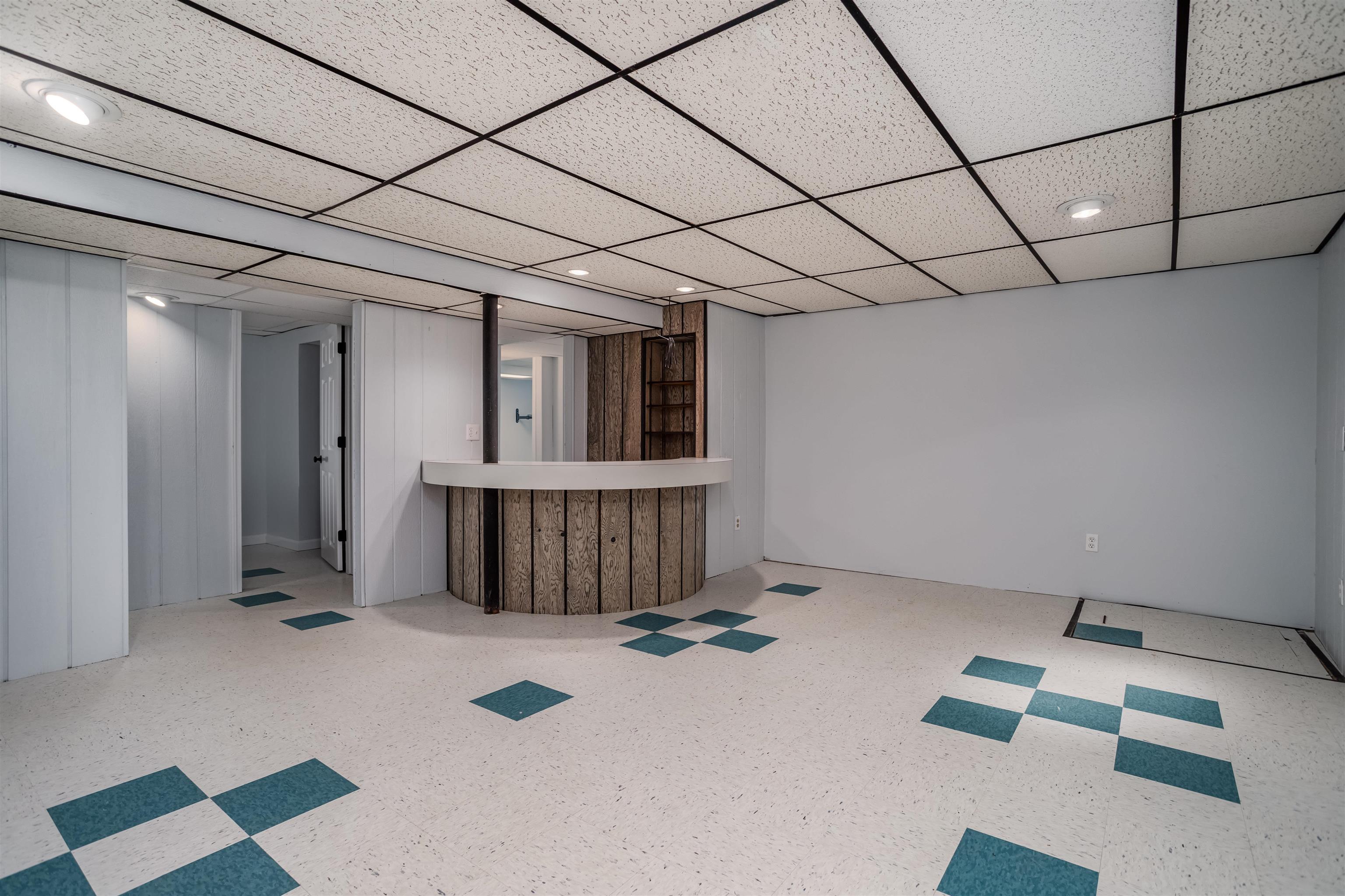 195 High Ridge Road Manchester, NH 03104 - Photo 28 of 40