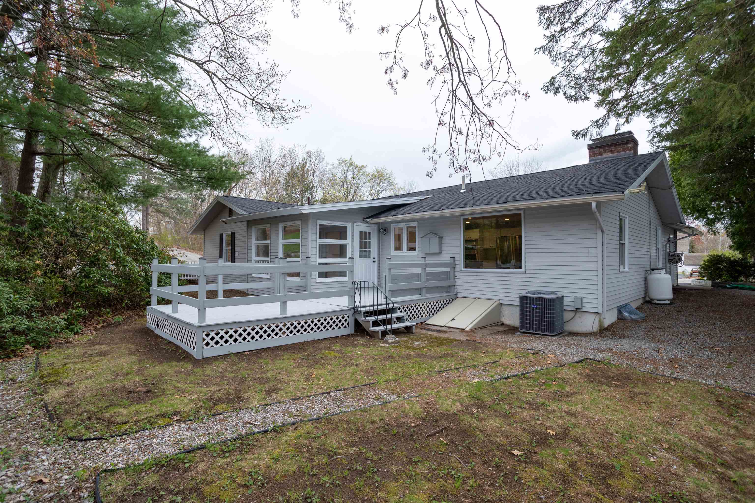 195 High Ridge Road Manchester, NH 03104 - Photo 35 of 40