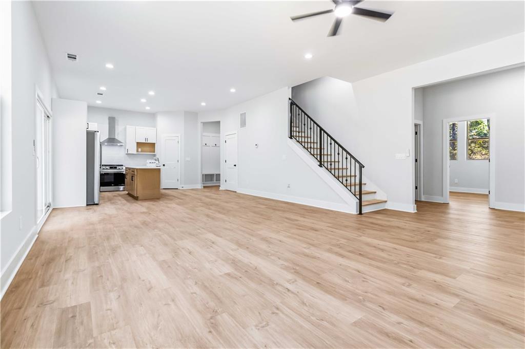 4485 Kent Road College Park, GA 30337 - Photo 6 of 20