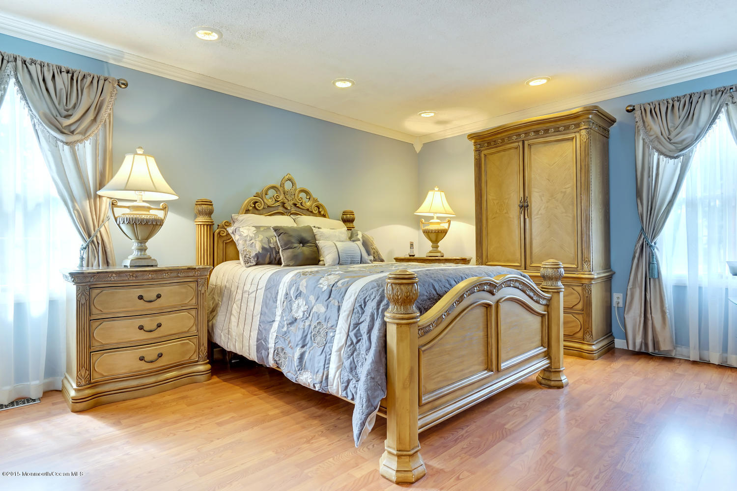 6 Hickory Hill Road Jackson, NJ 08527 - Photo 30 of 53 a spacious bedroom with a bed and wooden floor
