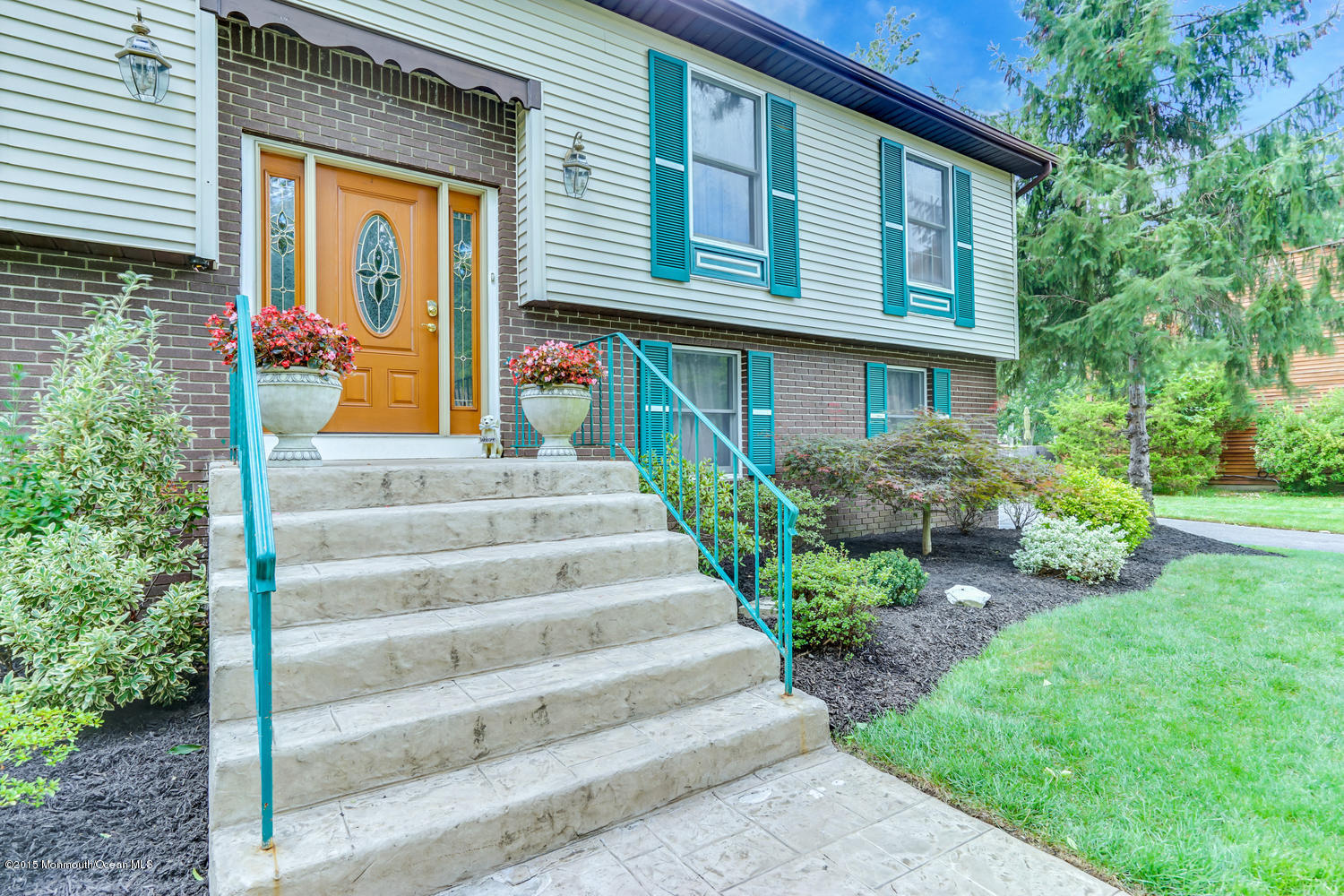 6 Hickory Hill Road Jackson, NJ 08527 - Photo 7 of 53 a front view of a house with a yard