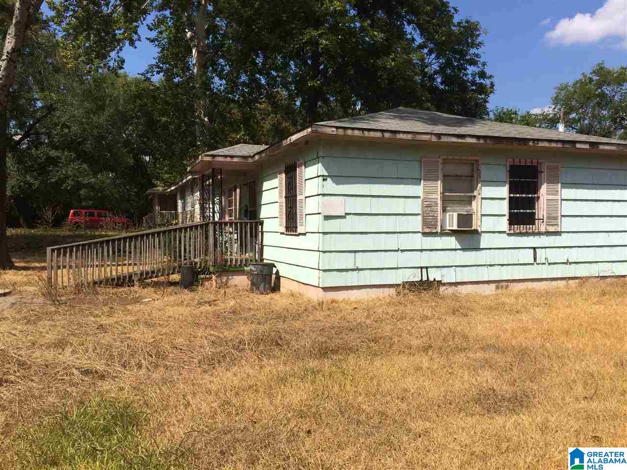 213 27th Street Southwest Birmingham, AL 35211 - Photo 3 of 7