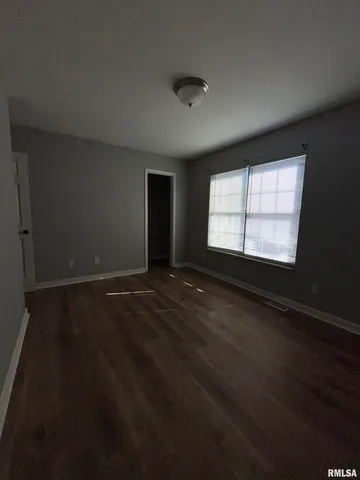 $83,970 | 612 East Campus Drive, Unit B10, Carbondale, IL 62901