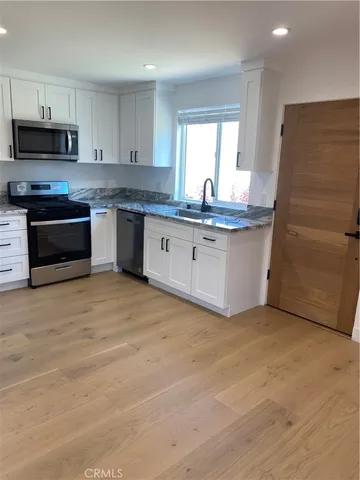 $1,800 | 5923 Haas Avenue, Unit 1/2, Los Angeles, CA 90047