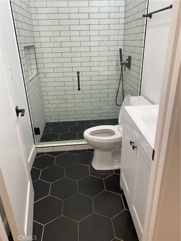 $1,800 | 5923 Haas Avenue, Unit 1/2, Los Angeles, CA 90047