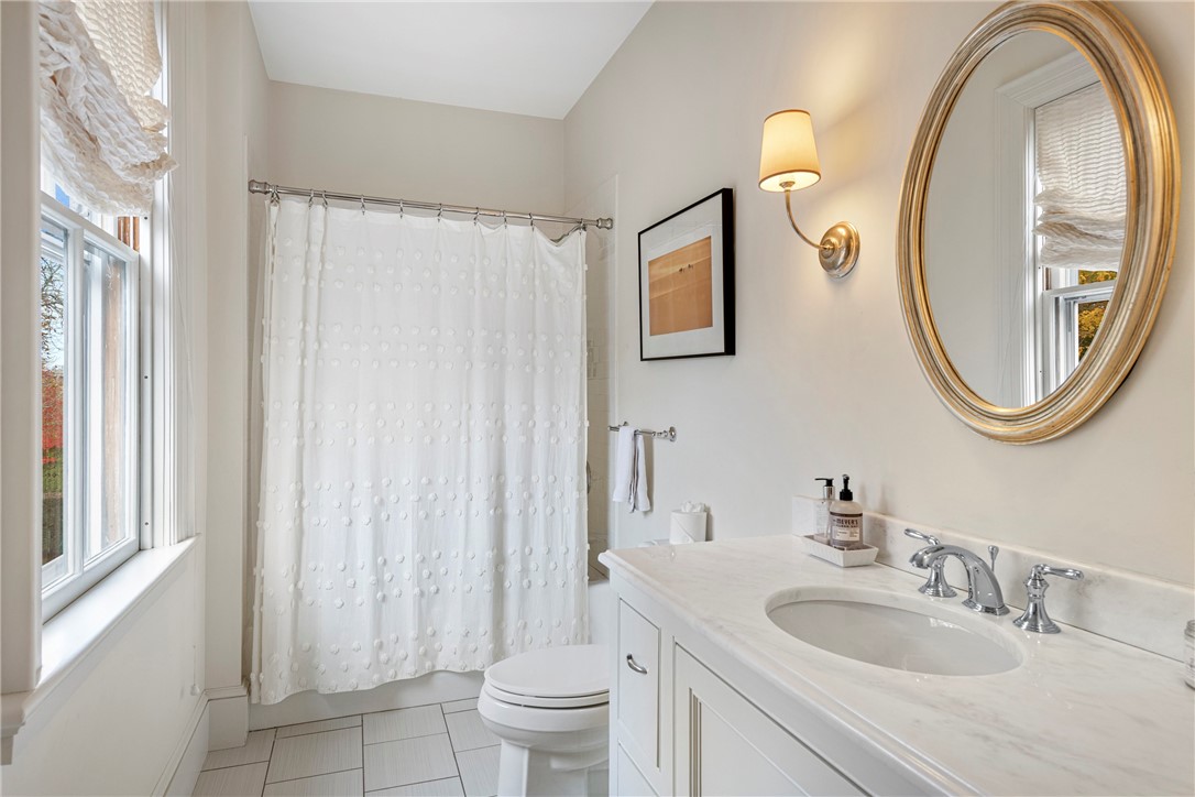 15 Berkeley Avenue Newport, RI 02840 - Photo 14 of 20