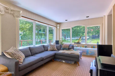 $2,595,000 | 95 Lewis Avenue, Great Barrington, MA 01230