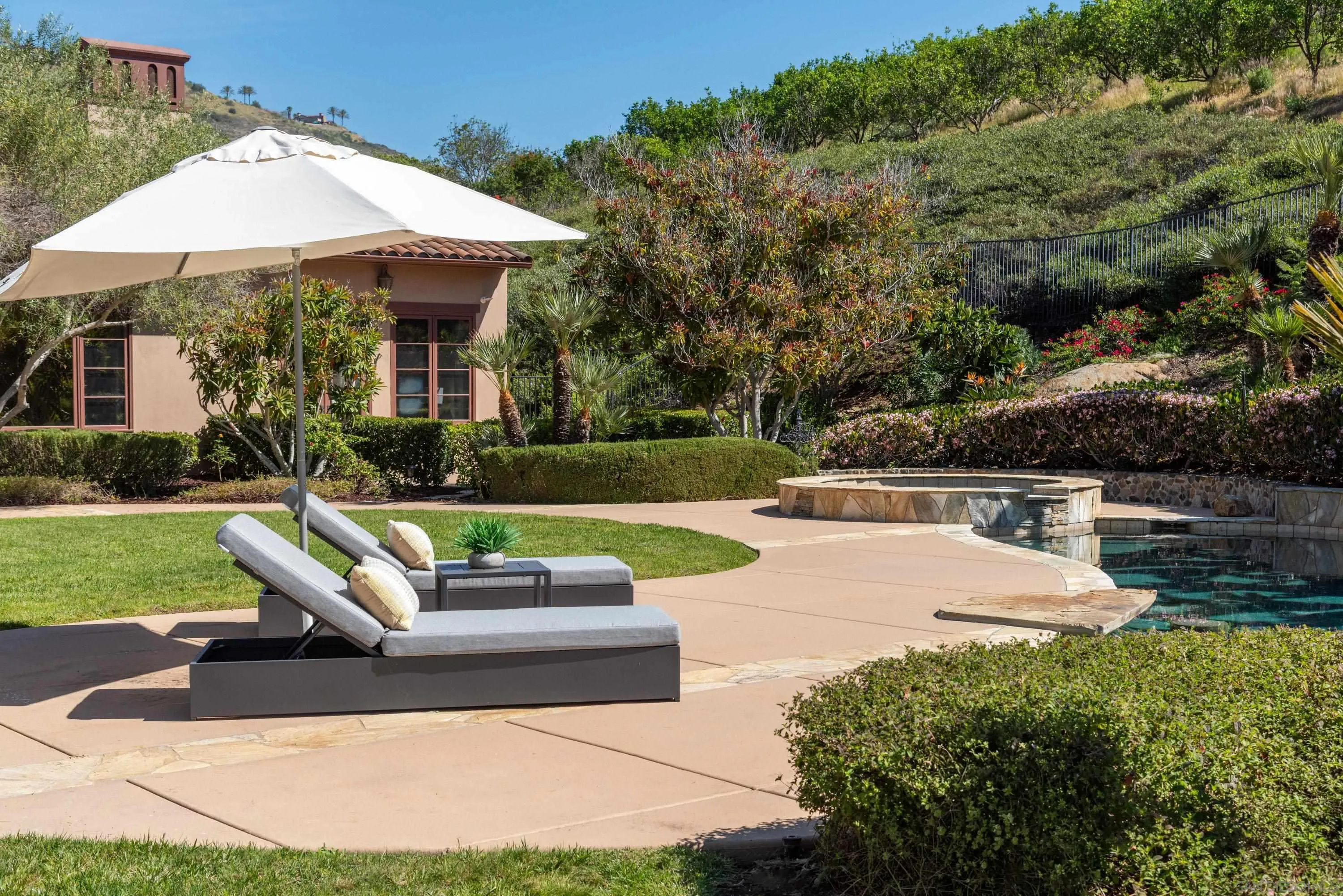 17813 La Amapola Rancho Santa Fe, CA 92067 - Photo 32 of 42