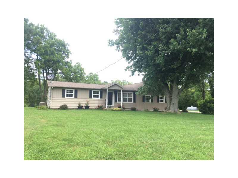7425 South Sprague Road Columbus, IN 47201 - Photo 1 of 13