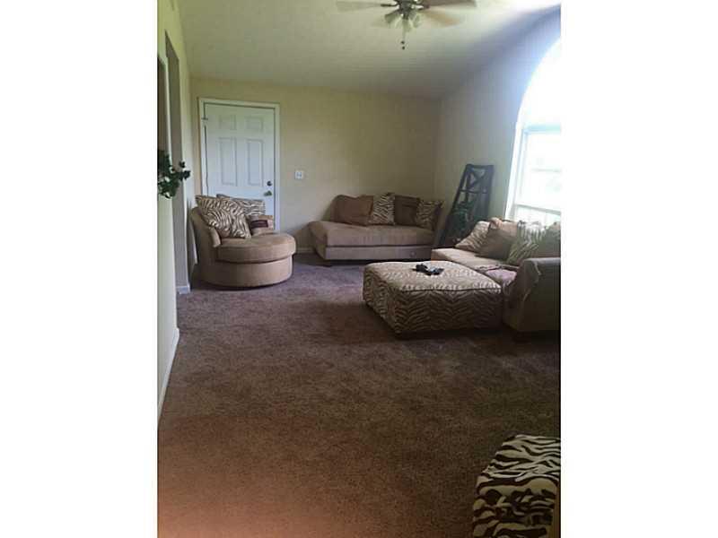 7425 South Sprague Road Columbus, IN 47201 - Photo 3 of 13