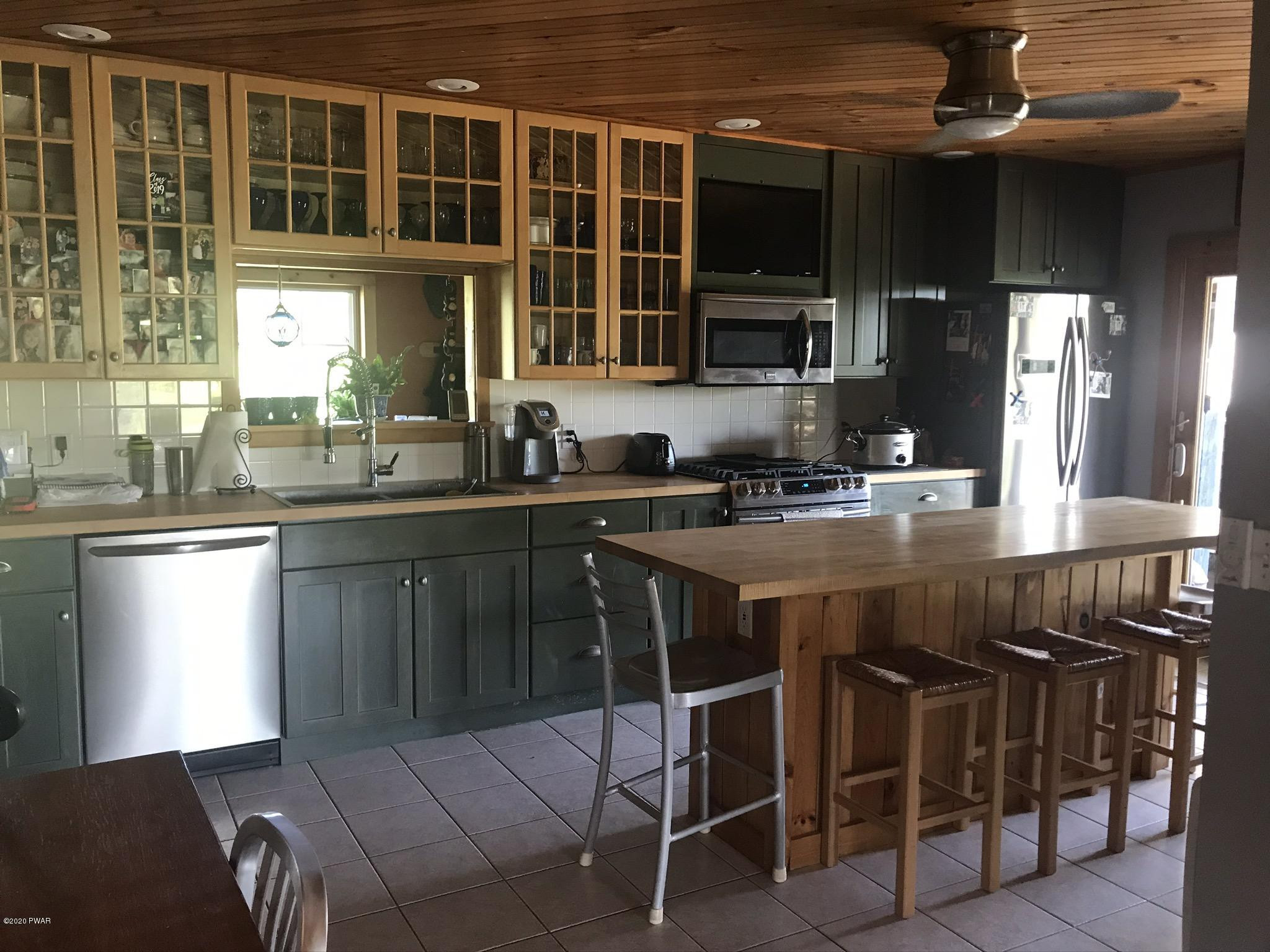 204 Wescott Road Tyler Hill, PA 18469 - Photo 2 of 10 IMG_6459