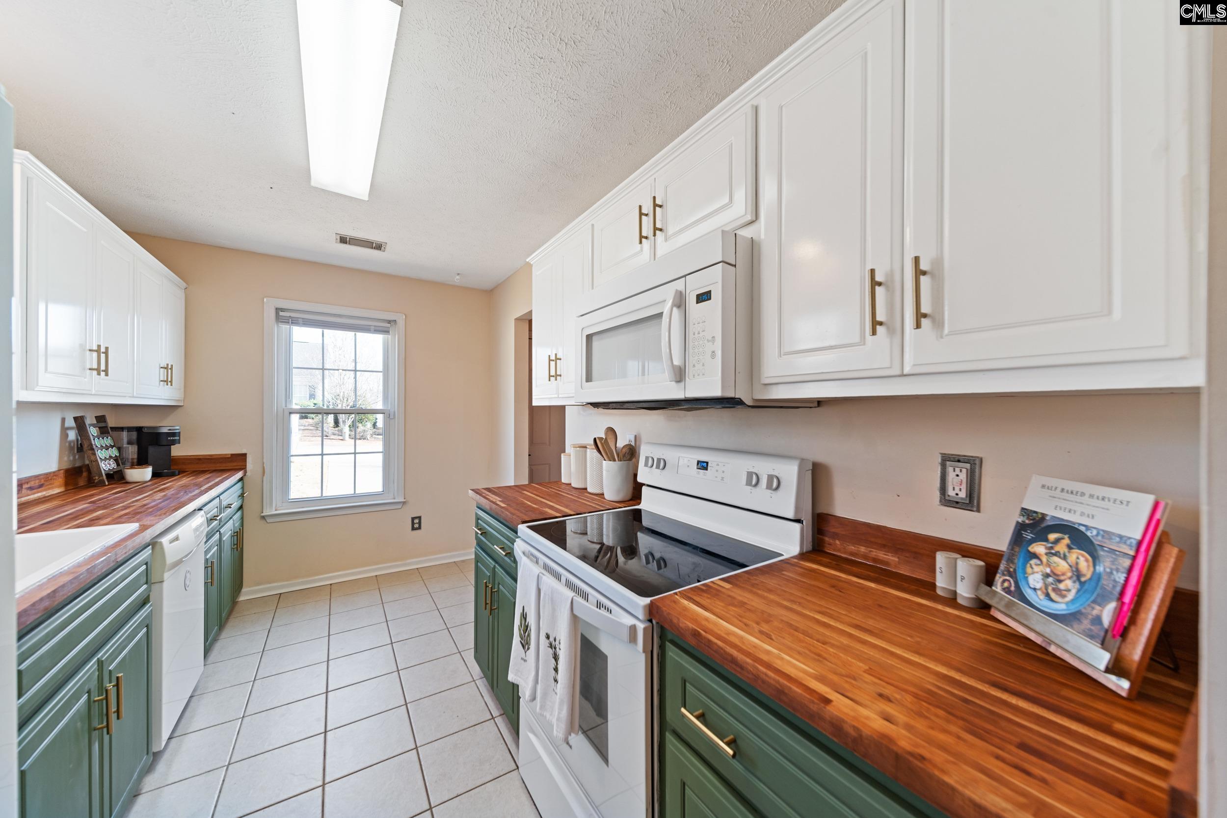 115 Bennock Mill Court Lexington, SC 29072 - Photo 6 of 37