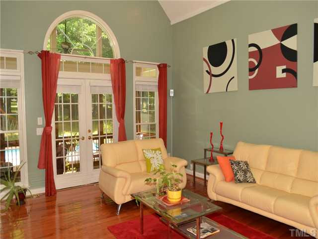 5429 Earle Road Raleigh, NC 27606 - Photo 3 of 25 Family Room
