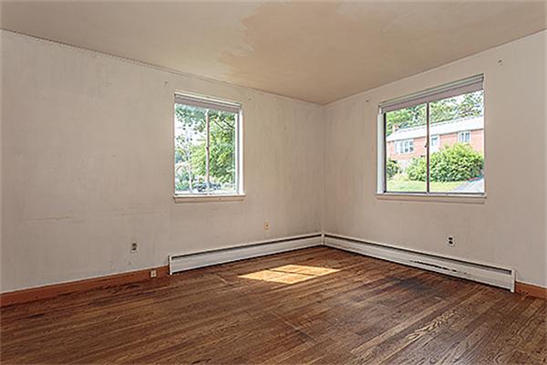 202 Temple Road Waltham, MA 02452 - Photo 8 of 14 Gallery Image 8