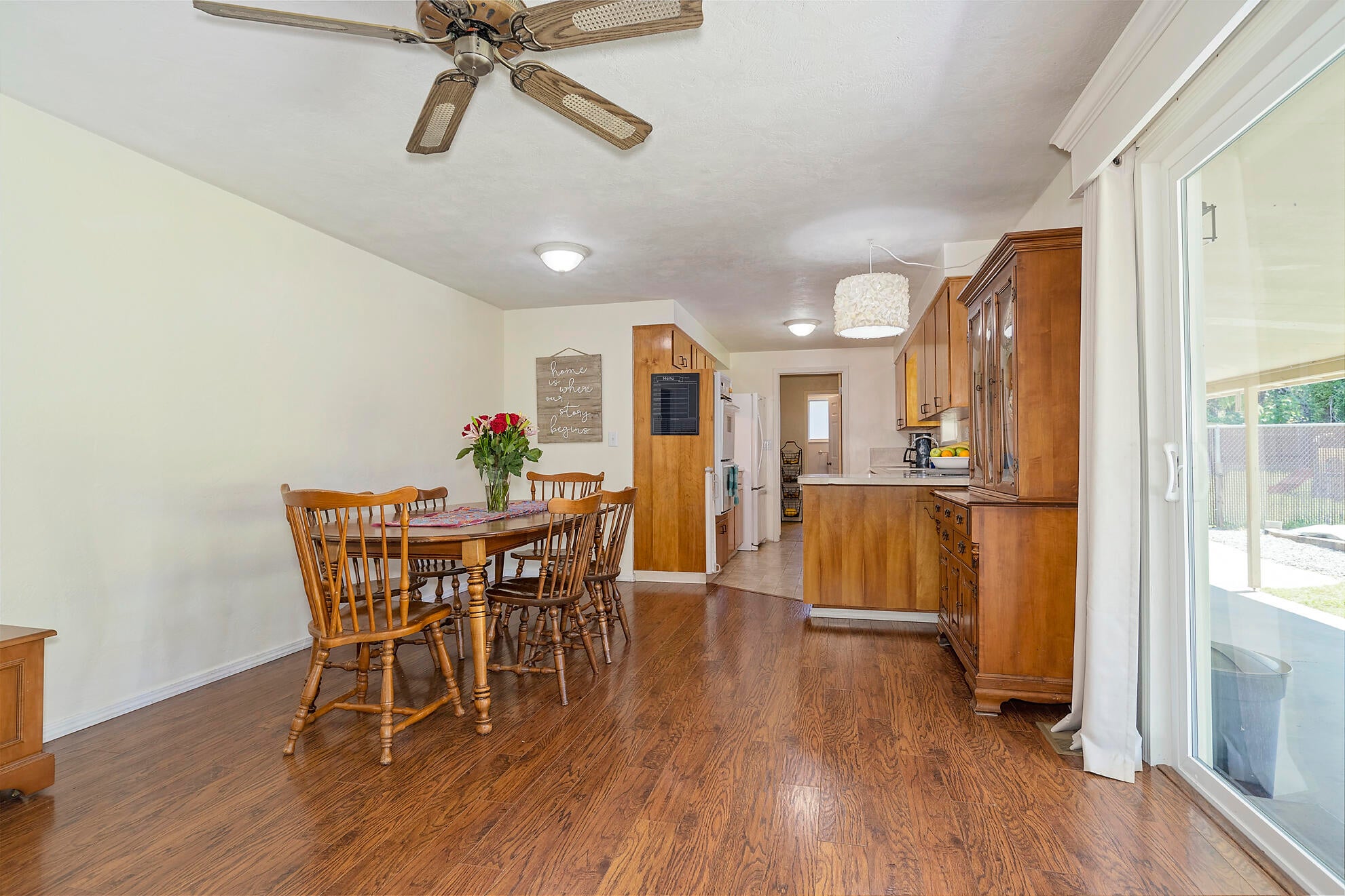 210 Victoria Way Central Point, OR 97502 - Photo 6 of 20 Victoria_020 copy