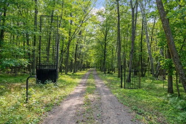 $2,900,000 | 28549 305th Place, Aitkin, MN 56431