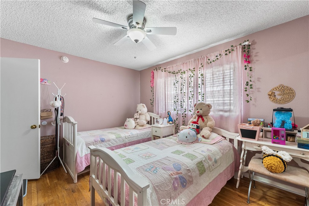 45428 13th Street West Lancaster, CA 93534 - Photo 13 of 44