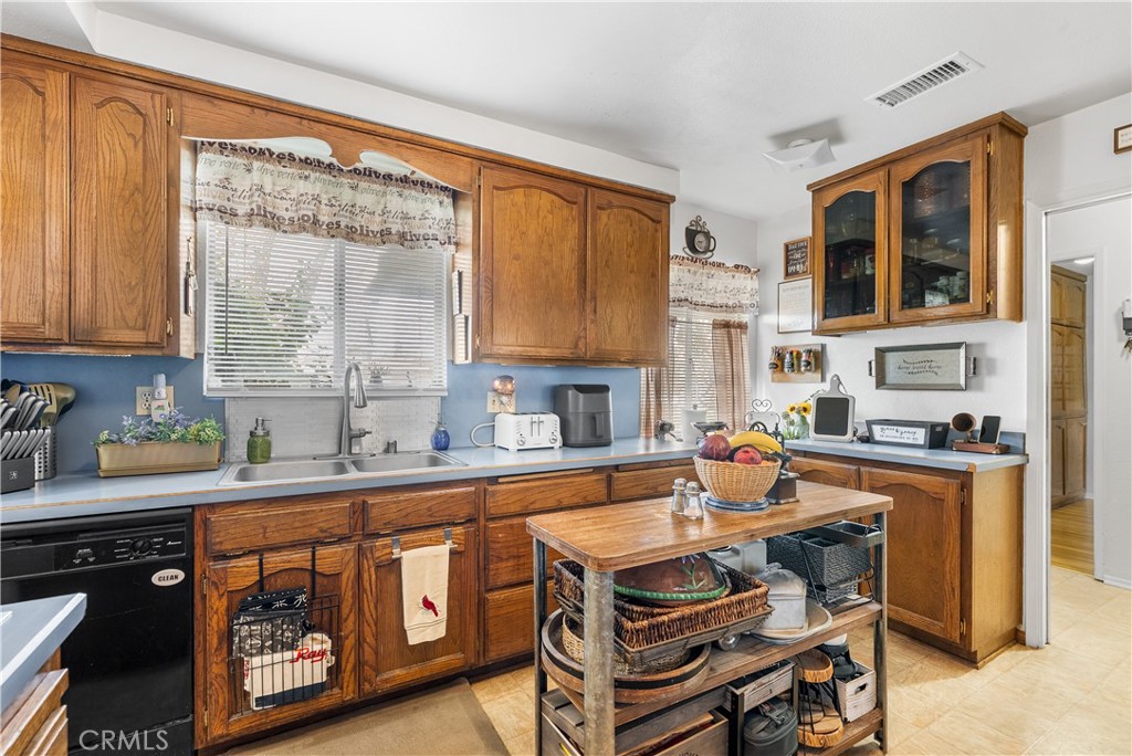 45428 13th Street West Lancaster, CA 93534 - Photo 21 of 44