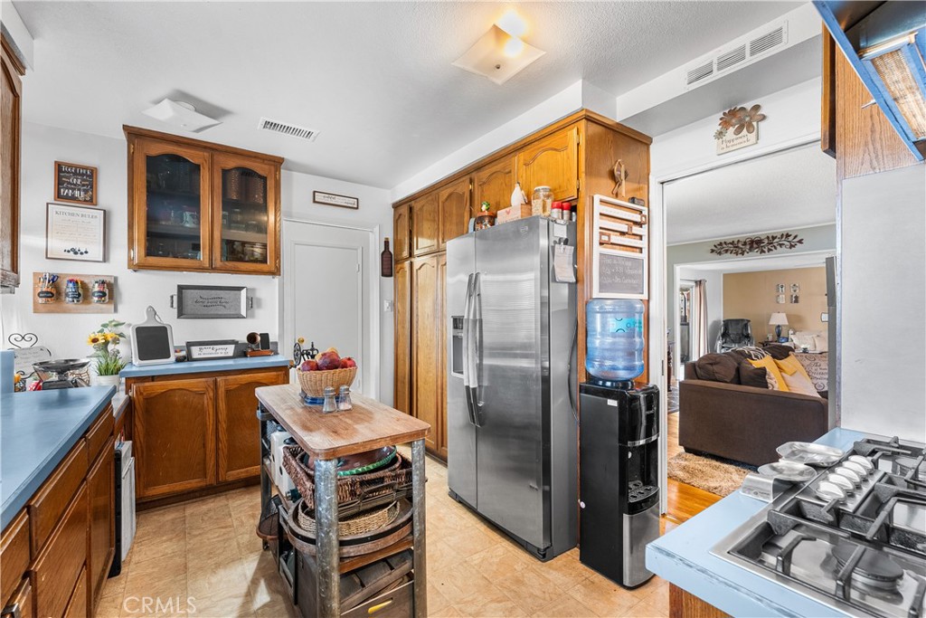 45428 13th Street West Lancaster, CA 93534 - Photo 23 of 44