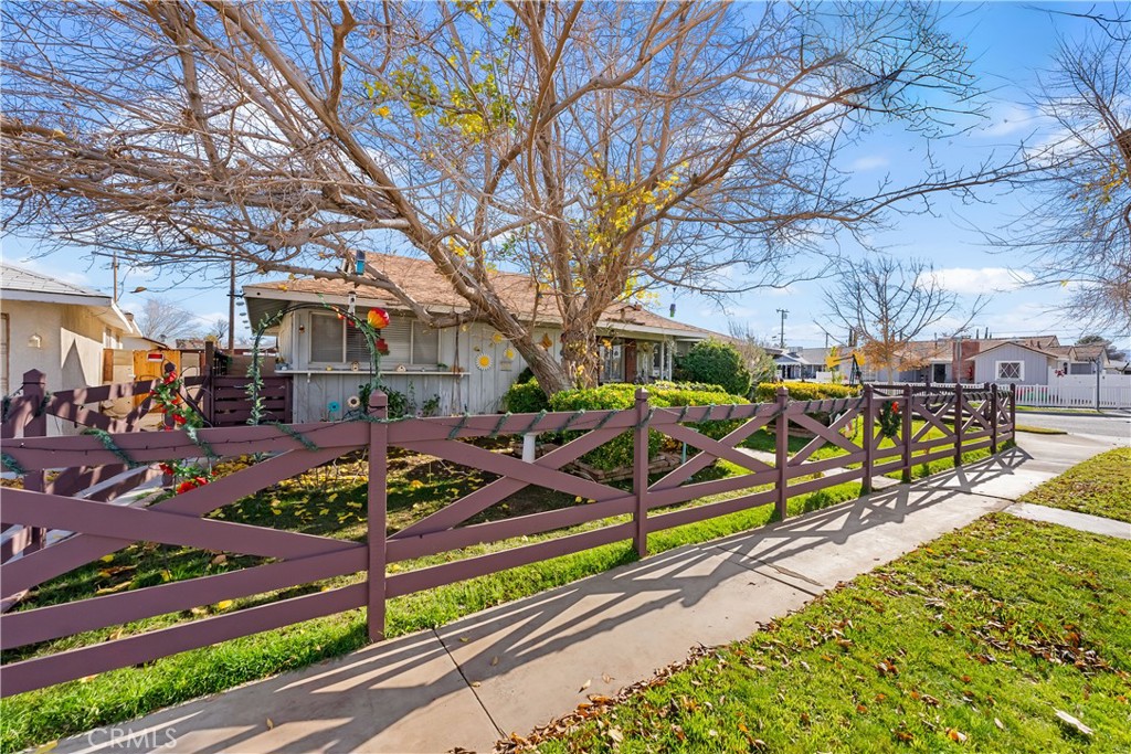 45428 13th Street West Lancaster, CA 93534 - Photo 42 of 44