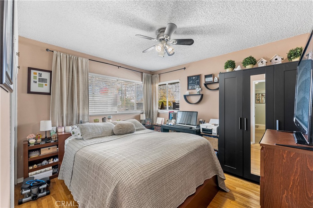 45428 13th Street West Lancaster, CA 93534 - Photo 10 of 44