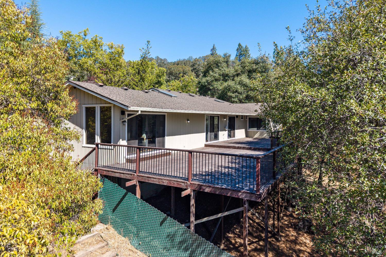 888 Watson Road Ukiah, CA 95482 - Photo 31 of 40 Gallery Image 31