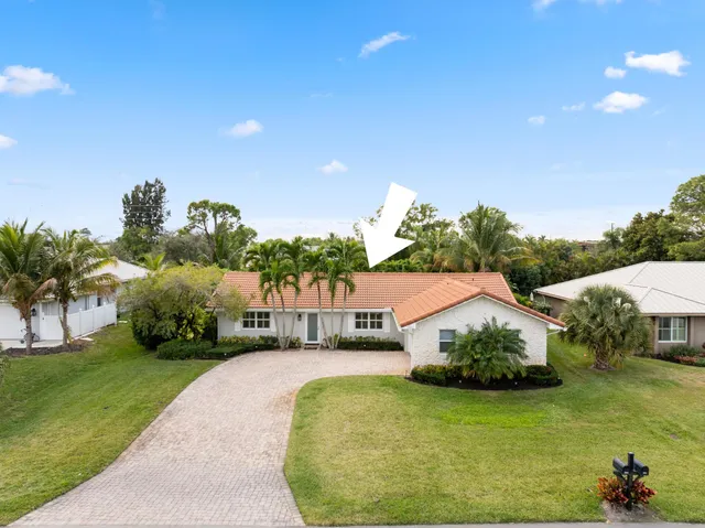 $719,000 | 3952 Southeast Fairway West, Stuart, FL 34997