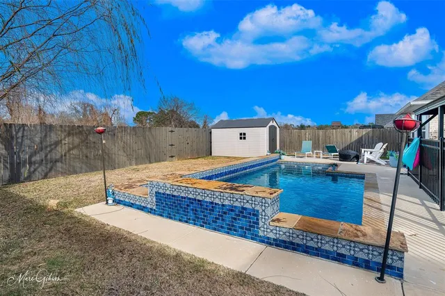 $395,000 | 327 Newport Lane, Benton, LA 71006