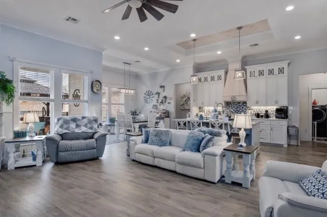 $395,000 | 327 Newport Lane, Benton, LA 71006