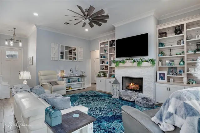 $395,000 | 327 Newport Lane, Benton, LA 71006