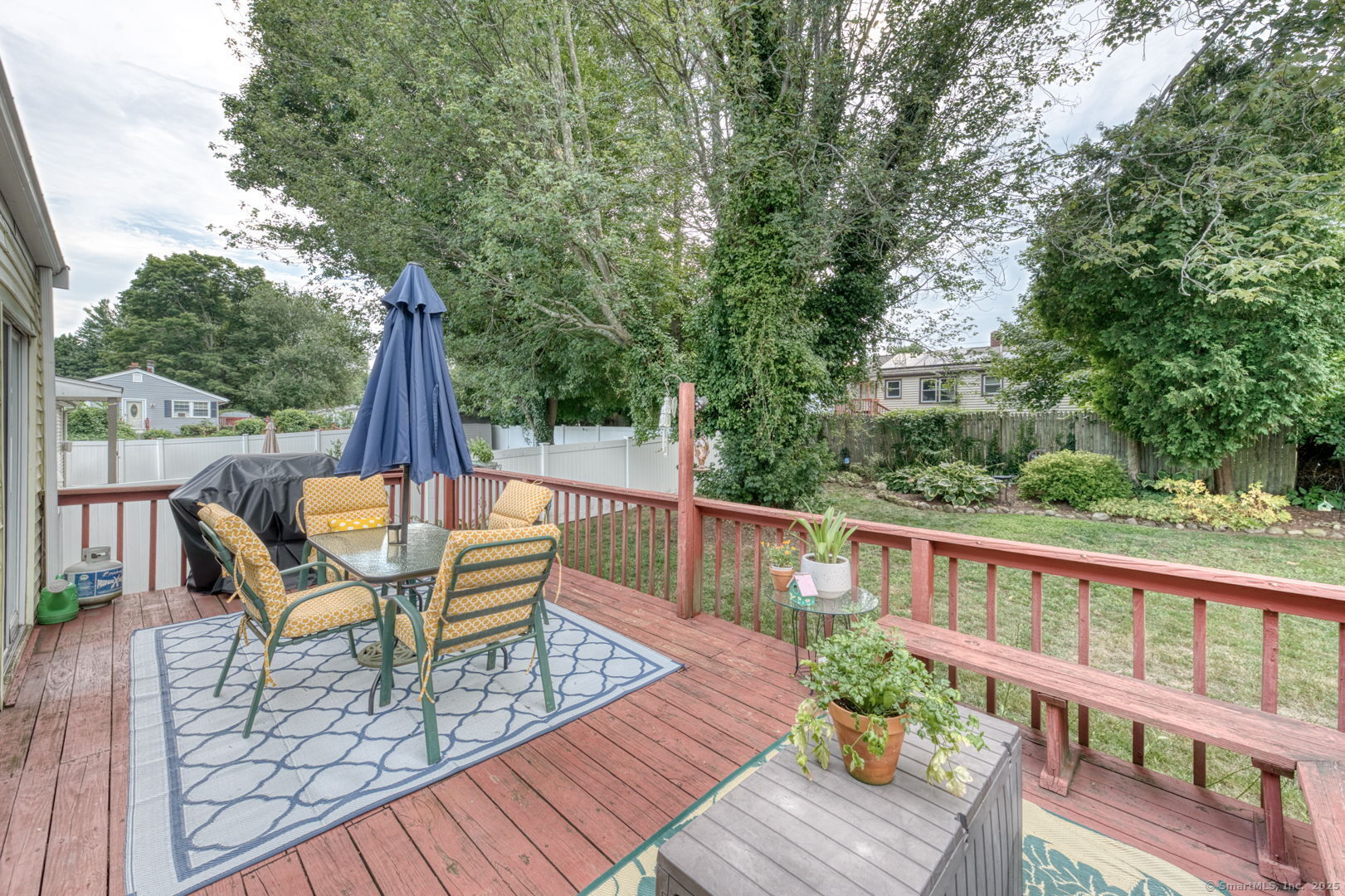 78 Edgecomb Street Hamden, CT 06517 - Photo 27 of 40