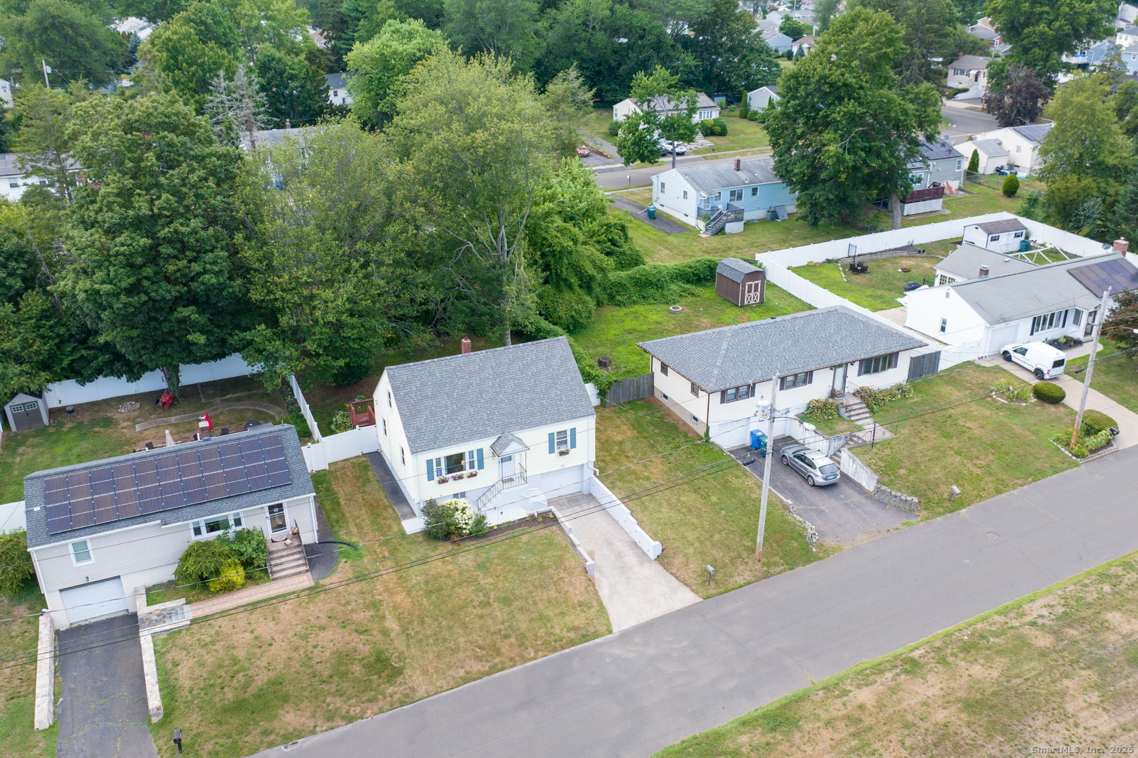 78 Edgecomb Street Hamden, CT 06517 - Photo 36 of 40