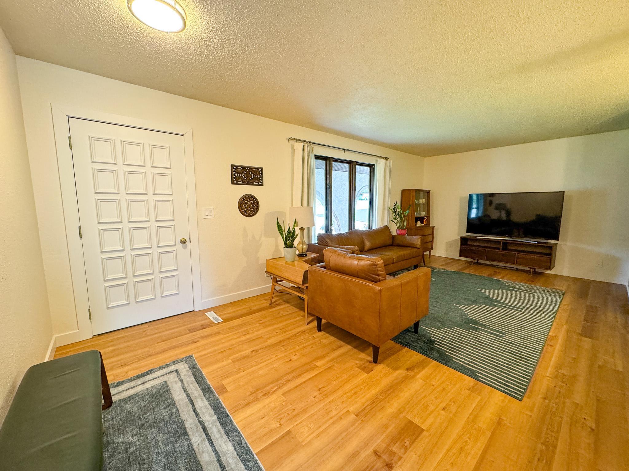 1312 Somerset Road Fergus Falls, MN 56537 - Photo 3 of 46
