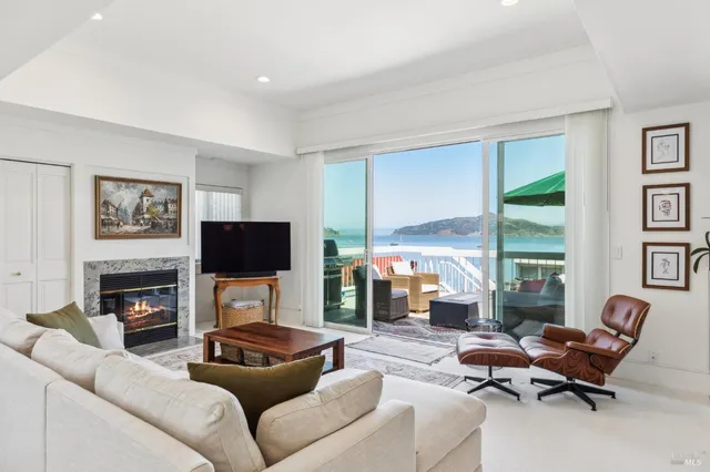 $1,895,000 | 202 Valley Street, Unit 1, Sausalito, CA 94965