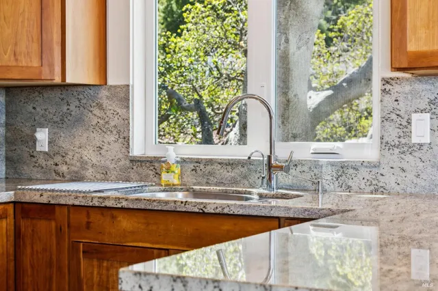 $1,895,000 | 202 Valley Street, Unit 1, Sausalito, CA 94965