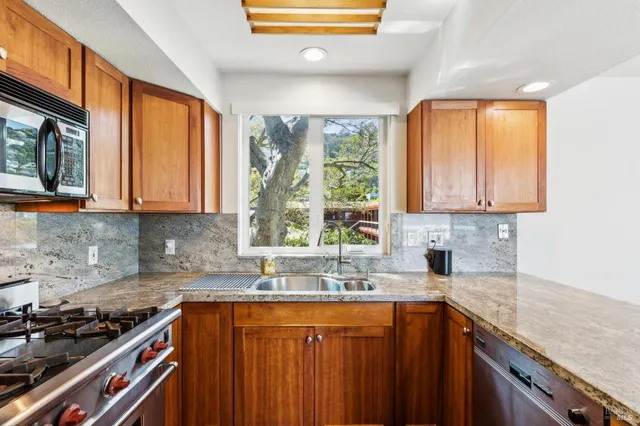 $1,895,000 | 202 Valley Street, Unit 1, Sausalito, CA 94965