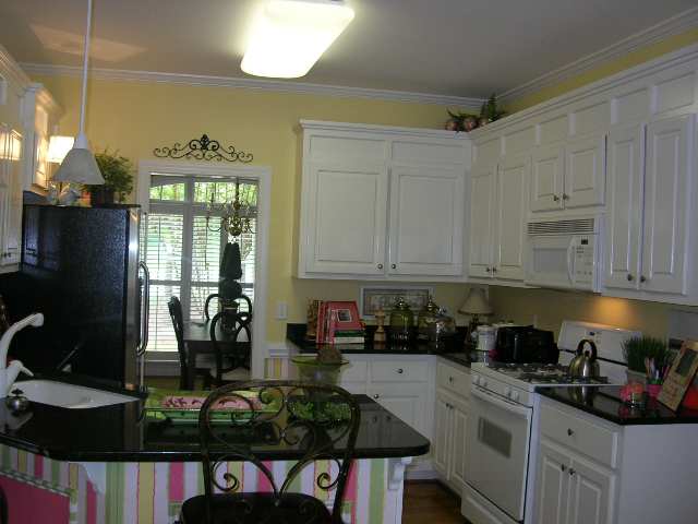 18 Springhaven Court Simpsonville, SC 29681 - Photo 14 of 23 Gallery Image 14