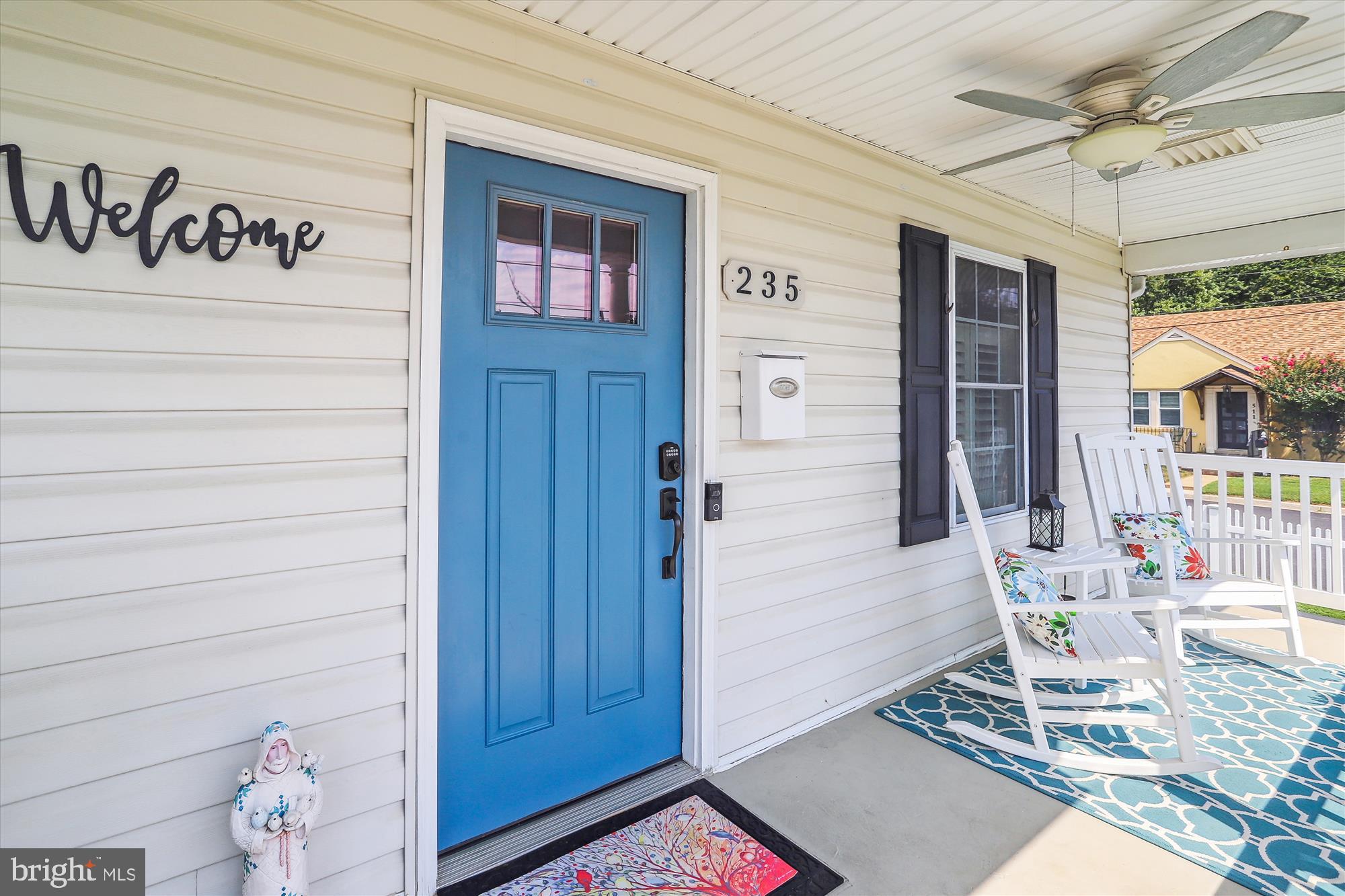 235 Farragut Road Annapolis, MD 21401 - Photo 3 of 37 Porch