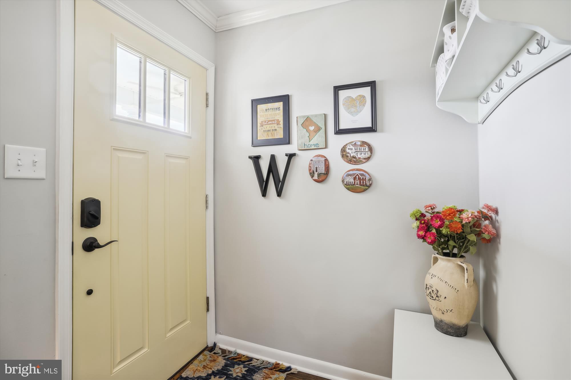 235 Farragut Road Annapolis, MD 21401 - Photo 7 of 37 Entry