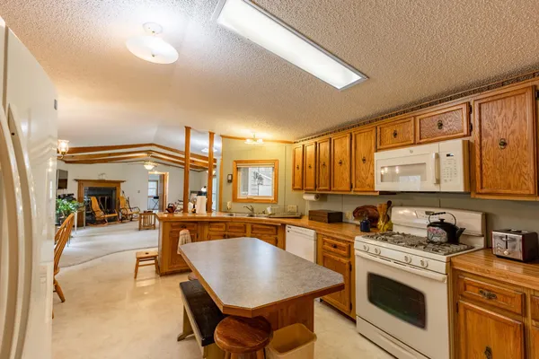 $240,000 | 25108 115th Avenue, Cadott, WI 54727