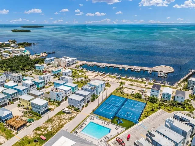 $949,000 | 94825 94825th, Key Largo, FL 33037