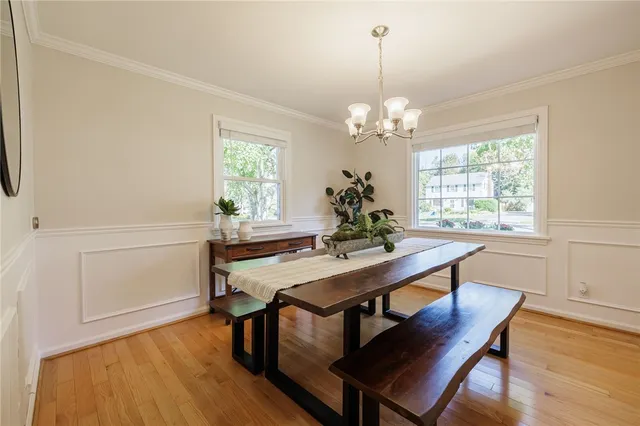 $250,000 | 95 Mayville Lane, Irondequoit, NY 14617