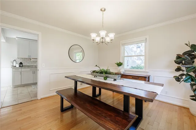 $250,000 | 95 Mayville Lane, Irondequoit, NY 14617